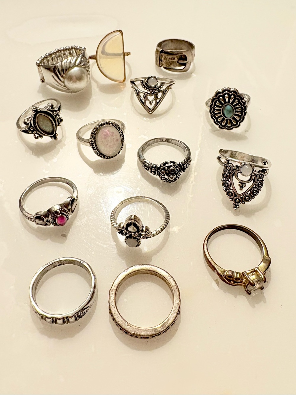14pc Of Mixed Fashion Rings Silver & Gold Tone Metal
Band Cocktail Statement 7 8